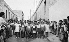 204 COURS ANNIVERSAIRE A DROIT LUCIEN A COTE FRANCOIS EN HAUT A GAUCHE